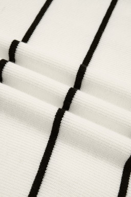 White Stripe Ribbed Knit Half Sleeve Loose Sweater Tee