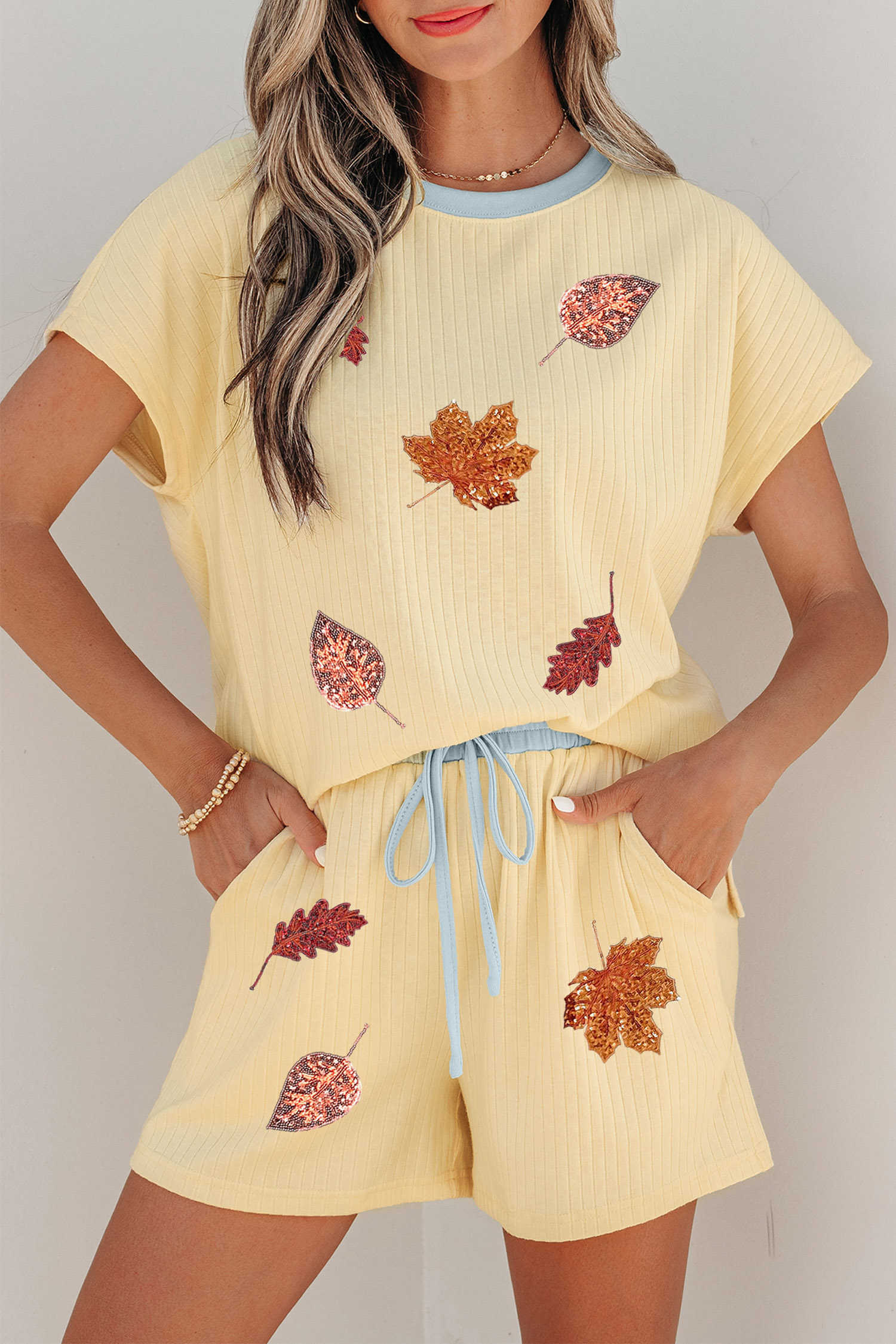 Yellow Cream Graphic Sets