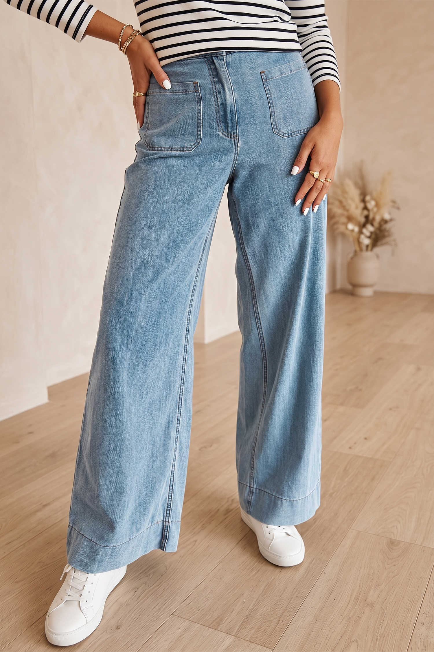 Beau Blue Solid Full-Length Regular Pocket Detail Wholesale Denim Jeans